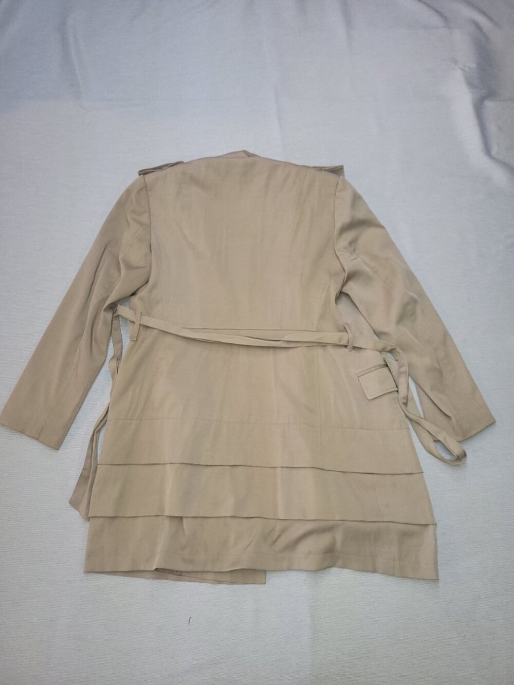 Cleo Petite Women’s Trench Coat Size 4P Beige Double Breasted - Picture 9 of 11